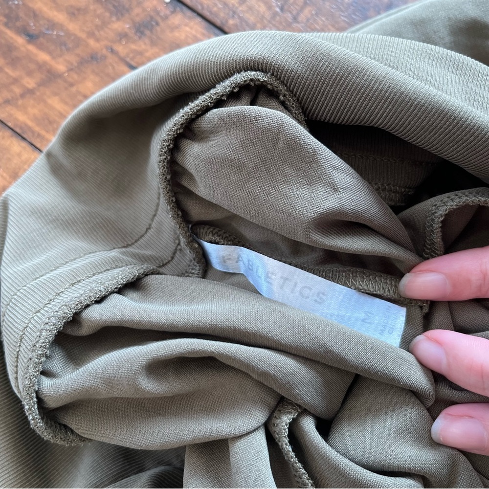 Fabletics Olive Green athletic set - Picture 8 of 11